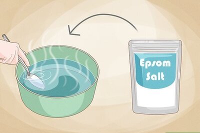 How to Treat Curly Leaf on Peach Trees