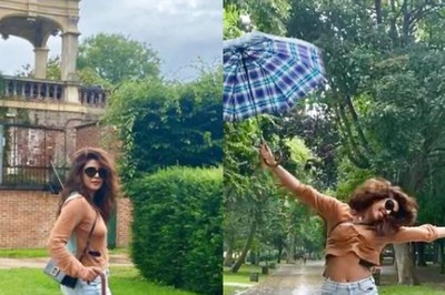 Priyanka Chopra Looks Stunning as She Roams the Streets of London With Her BFFs