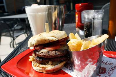 Delhi tax department raids eatery for tax evasion, slaps Rs 5 lakh fine