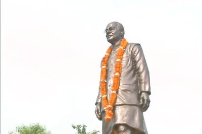Nitish Kumar Unveils Statue of Arun Jaitley in Patna on Late BJP Leader's Birth Anniversary