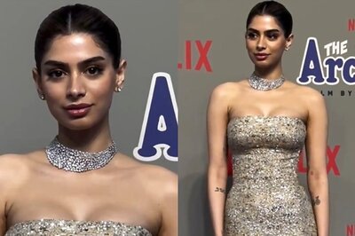 Khushi Kapoor Sizzles in Silver Sequin Gown, Walks The Red Carpet For Debut Film The Archies; Watch