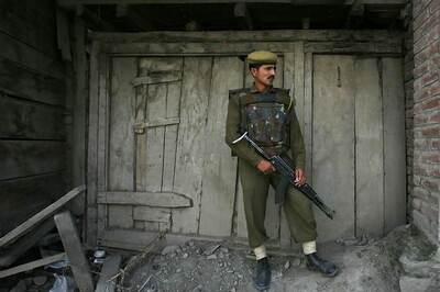 Terrorists Kill 3 Policemen in Srinagar, Hizbul Mujahideen Claims Responsibility