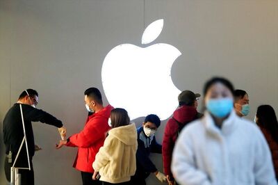 Coronavirus Impact: Apple Sells Less than 5 Lakh Smartphones in China in February