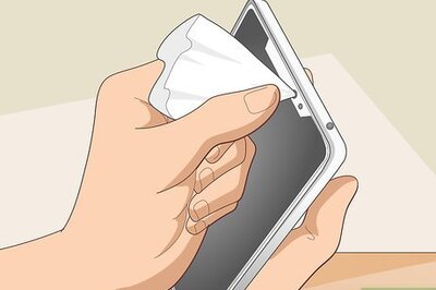 How to Clean a Selfie Camera