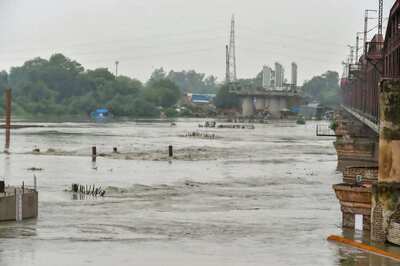 Arvind Kejriwal Holds Emergency Meeting as Haryana Releases More Water in Yamuna; Evacuation Starts