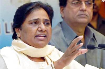 Mayawati attacks Samajwadi Party over Muzaffarnagar riots