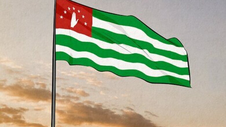 Which Flags Are Red, White, and Green? 18 Countries & Regions