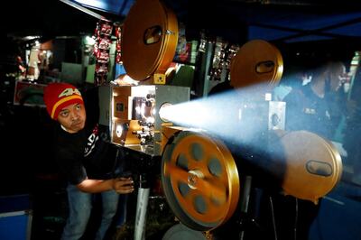 Centre Releases SOPs for Resuming Shooting of Films, TV Serials amid Covid-19 Pandemic