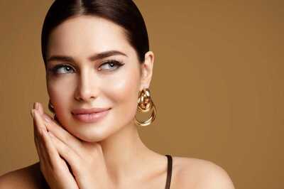 Go for Gold: 7 Timeless Jewellery Pieces That Redefine Fashion Trends