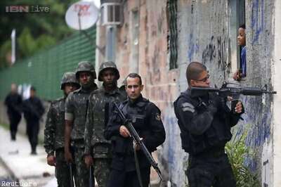 Brazil army occupies shantytowns ahead of Football World Cup