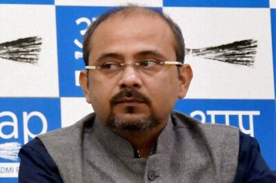 AAP Slams Congress Over Joining of 'Tainted' Leaders in Goa