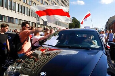 Strike at Belarus' state TV erodes government control