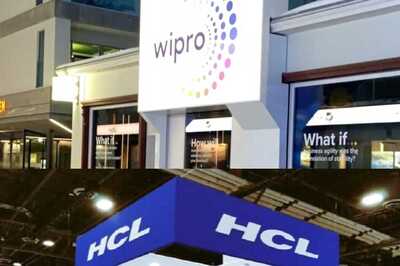 Wipro, HCL Tech Postpone Salary Hikes, Cut Back on Variable Pay