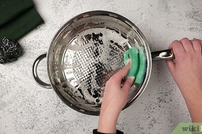 How to Season a Stainless Steel Pan with Oil