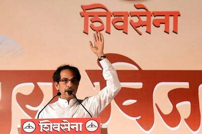 Uddhav Thackeray Calls Fadnavis Liar, 'Unfortunate to Have CM Like Him'