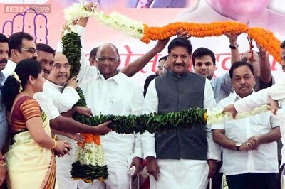 Pawar's dig at Modi, someone is 'dreaming' of becoming Hitler