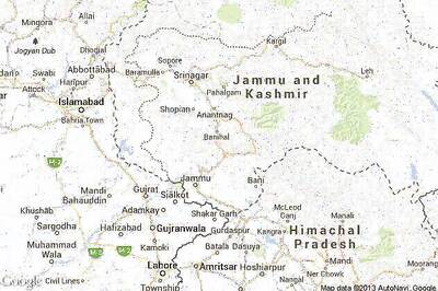 Two jawans injured in gun battle with militants in Kashmir