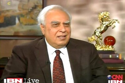 IT, infrastructure needed to reduce pending court cases: Sibal