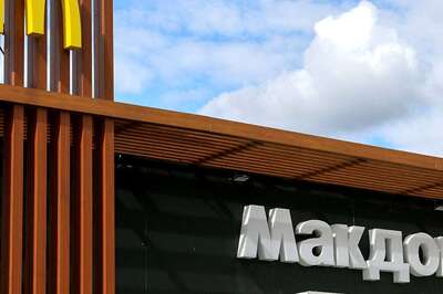 Final Taste Of The West: Russians Queue Up At McDonald's Outlets Ahead Of Its Exit