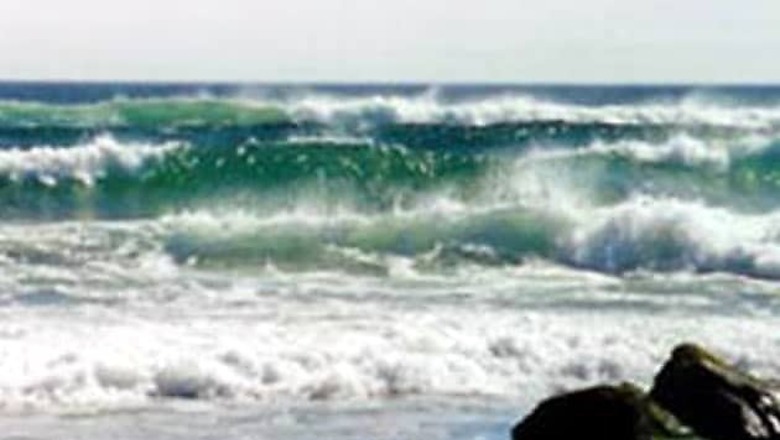 Sri Lanka issues tsunami warning