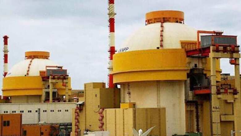 Kudankulam: Protesters lay siege to Tuticorin port