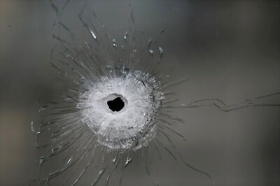 Several Kalashnikovs found in abandoned car after Paris attacks: Sources