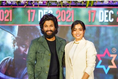 Pushpa Makers Remove Allu Arjun And Rashmika Mandanna's 'Bold Chest Touching' Scene on Fans' Demand