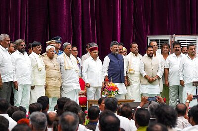 9 First-timers Among 24 New Ministers in Siddaramaiah Cabinet, Only One Woman Inducted