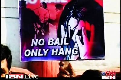 Delhi gangrape: Victim walks a few steps