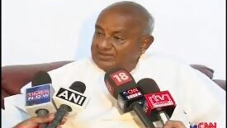 Why should I condemn Mulayam's rape remark: Deve Gowda