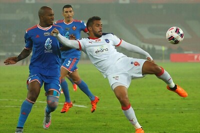 ISL Semifinal: Robin Singh powers Delhi Dynamos to 1-0 win over FC Goa in 1st leg