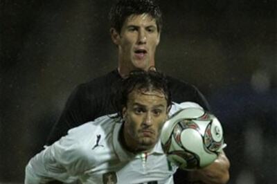 Iaquinta saves the day as Italy beat New Zealand