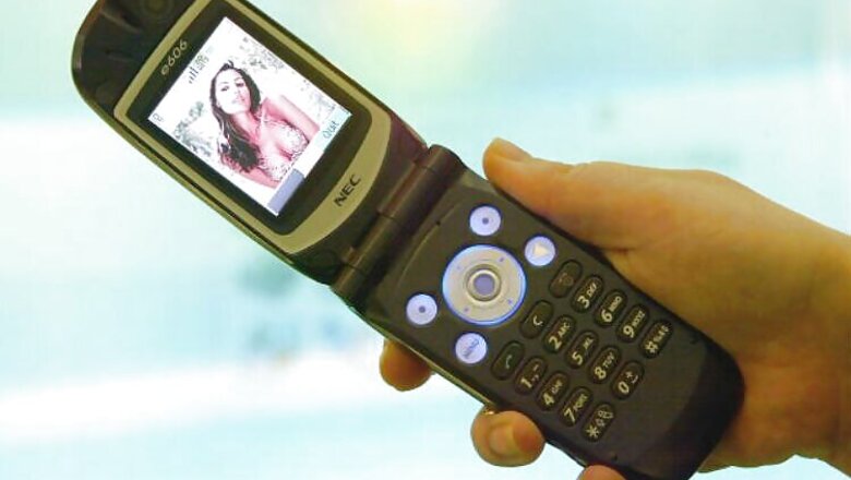 Cop arrested for making video clip of woman colleague