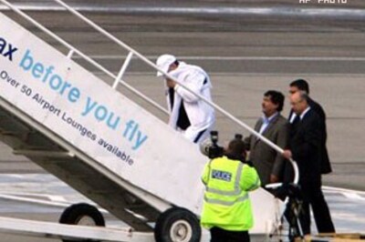 Lockerbie bomber sent home to Libya to die