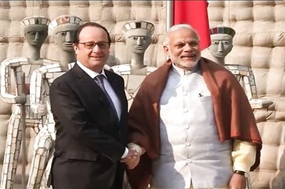 Objective of visit to consolidate strategic ties: Francois Hollande