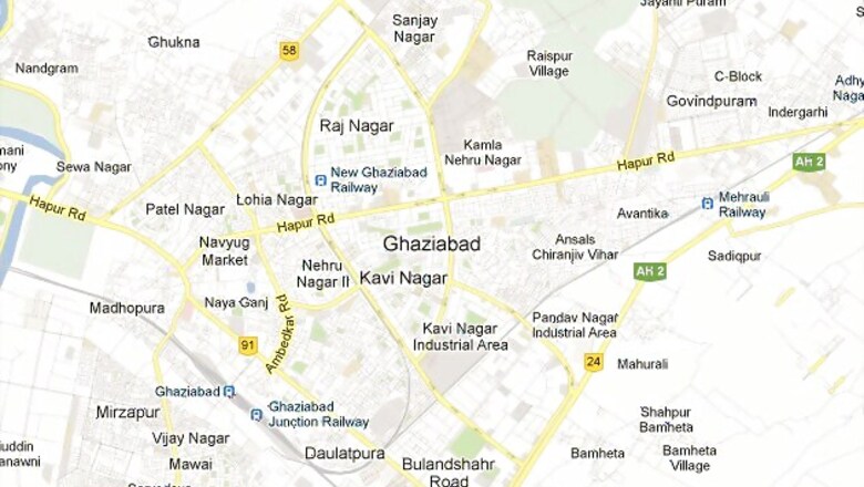 Ghaziabad local arrested for extortion, fraud