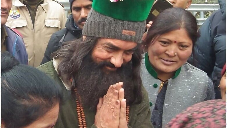 Aamir Khan Looks Unrecognisable in Long Beard and Himachali Outfit on Laal Singh Chaddha Shoot