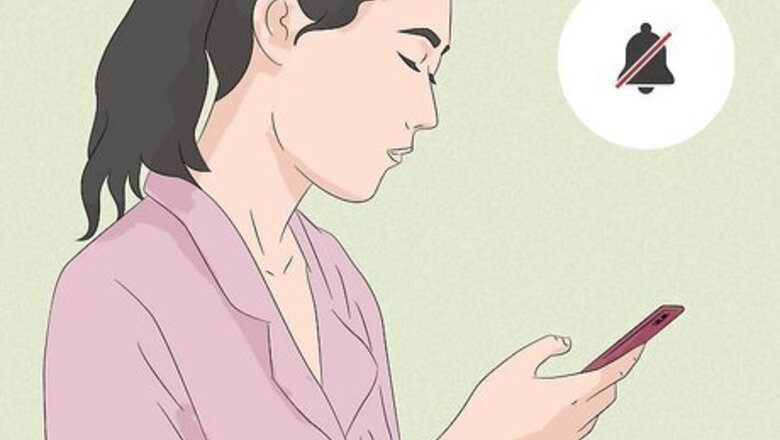 Does Instagram Notify Users When You Screenshot? Here's When