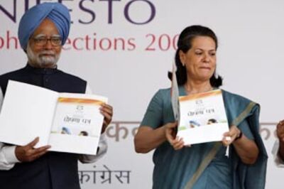 Sonia calls emergency meeting to discuss breakaways