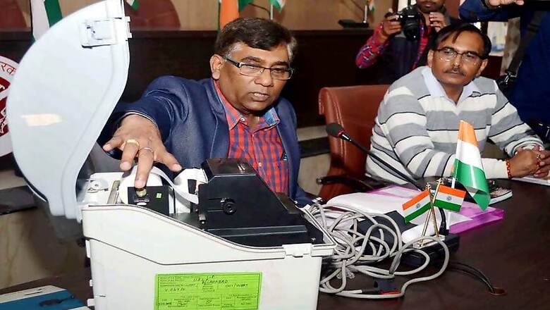 EC Tells Manufacturers it Wants 16 Lakh Paper Trail Machines in 2 Years