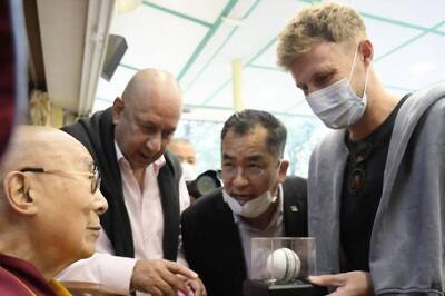 Joe Root Presents Memorabilia to The Great Dalai Lama