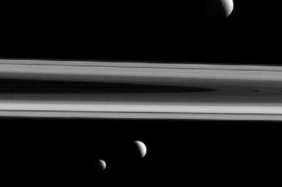 NASA Cassini Dives Successfully Between Saturn Rings, to Send Data Back to Earth