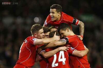 Liverpool renew Standard Chartered sponsorship deal