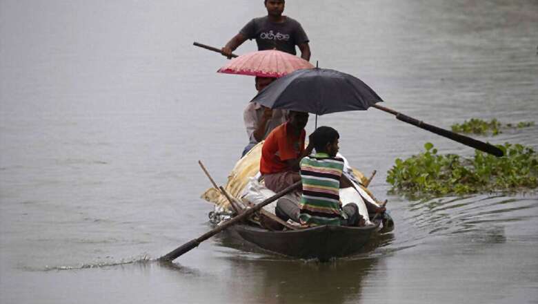 Floods in Three Districts, Over 9,000 Shifted from Narmada River Bank in Gujarat