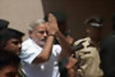 Guj governor returns Modi's mandatory voting bill