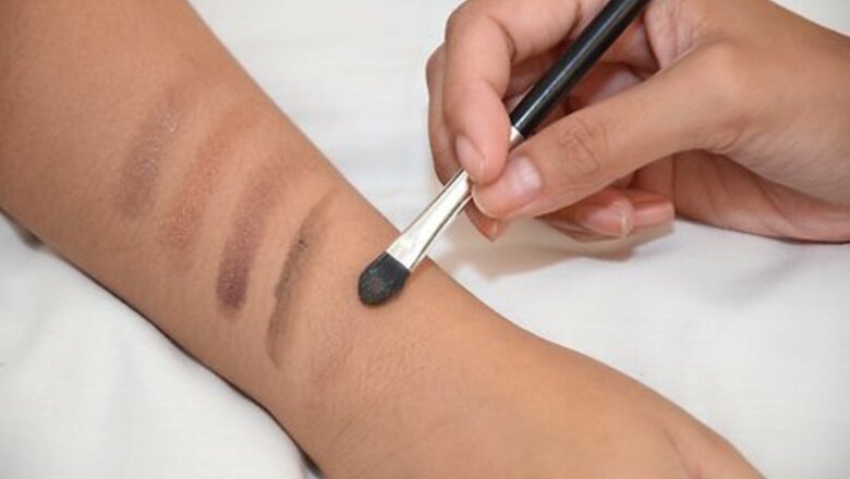 How to Choose a Revlon Foundation