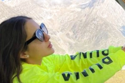 Sara Ali Khan is Vacationing in Kashmir with Friends, Shares Pics from Sheshnag Lake