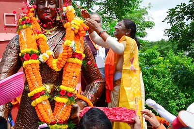 Right Foot Forward | How Droupadi Murmu and Jagdeep Dhankhar Break the Old Template