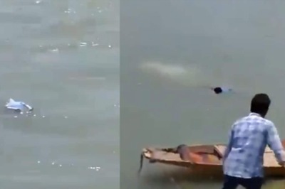 Watch: Real-Life Superheroes Risk Their Lives To Save 7-Year-Old From Drowning In Srinagar