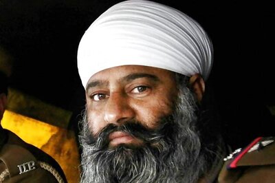 Cong asks CM to find how Namdhari became minority panel head